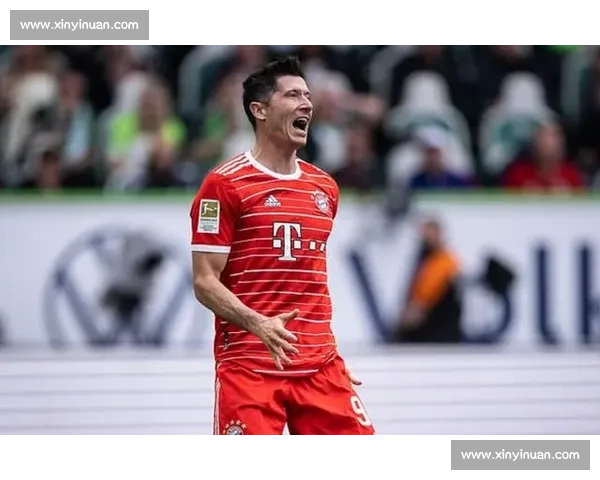 格罗西茨基：未竟的国脚梦与莱万的兄弟情仇